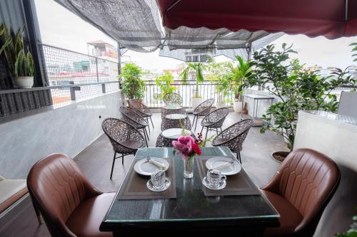 hanoi rose hotel