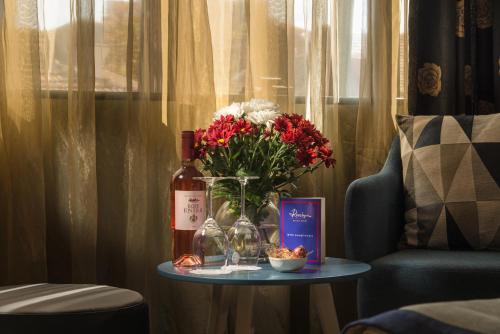 rosslyn thracia hotel
