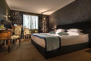 rosslyn thracia hotel