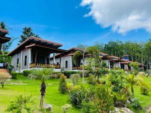 phurin thara resort
