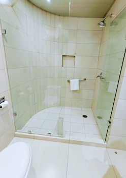holiday inn express mexico basilica by ihg