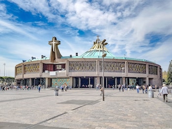 holiday inn express mexico basilica by ihg