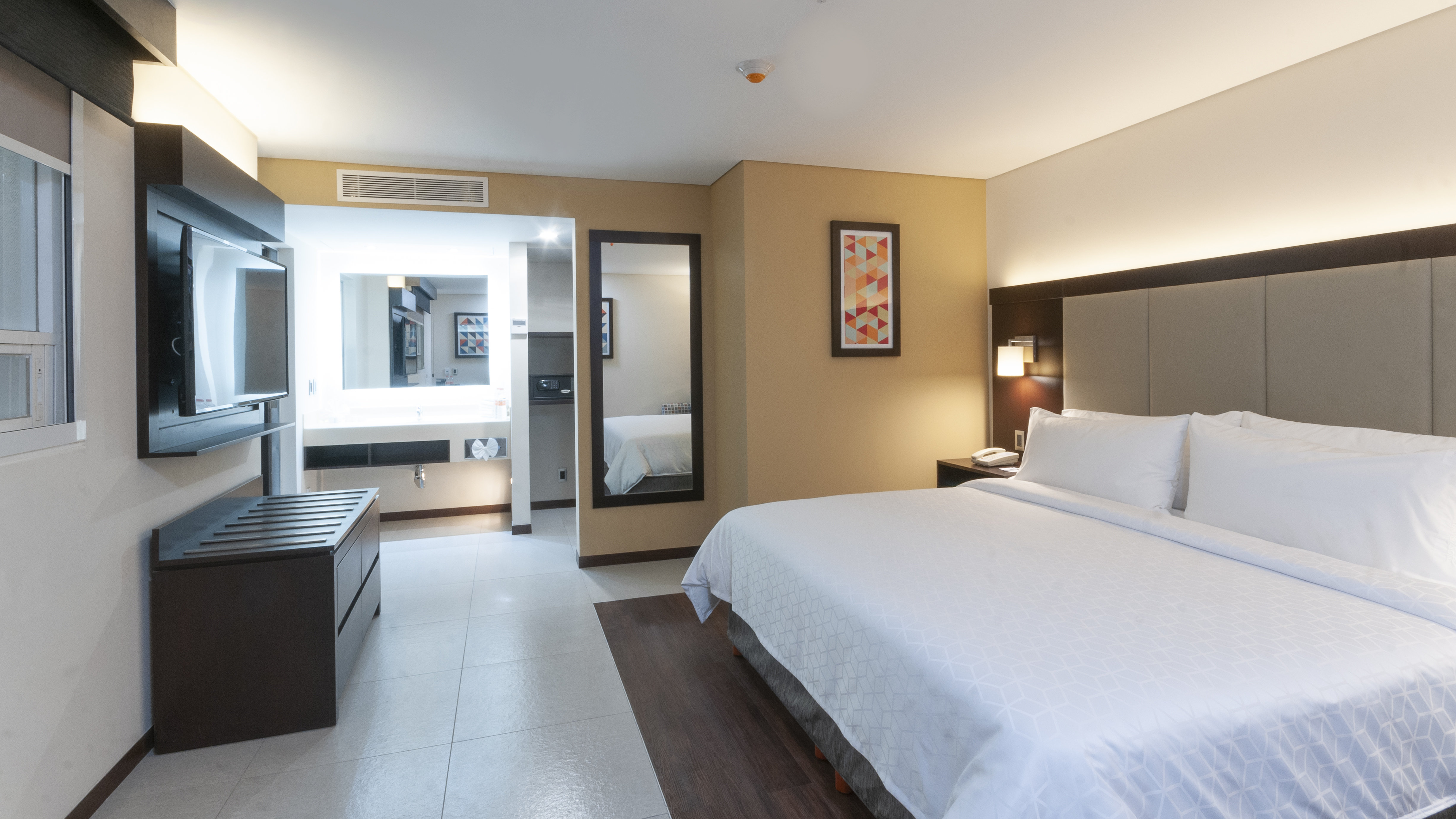 holiday inn express mexico basilica by ihg