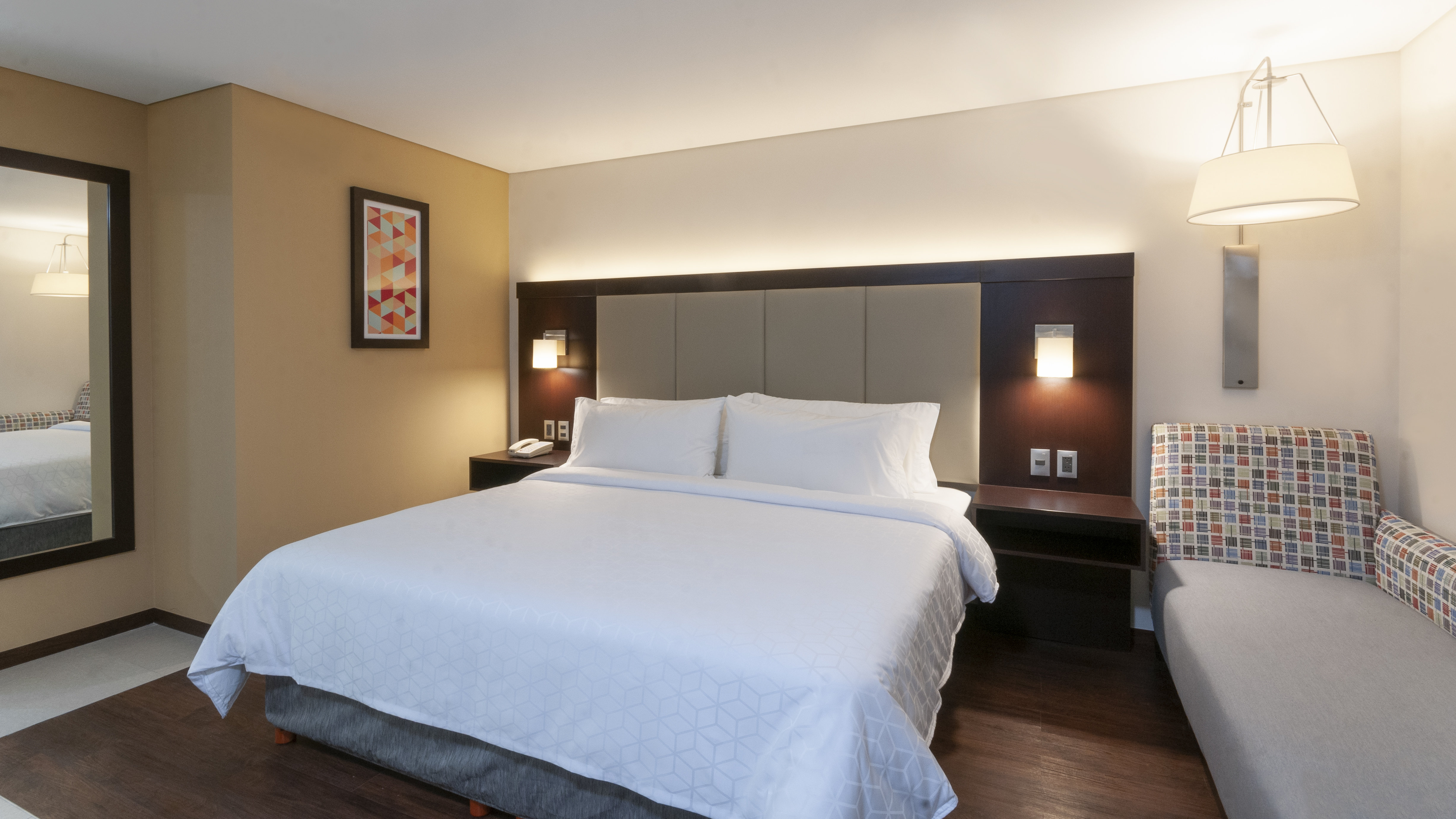 holiday inn express mexico basilica by ihg