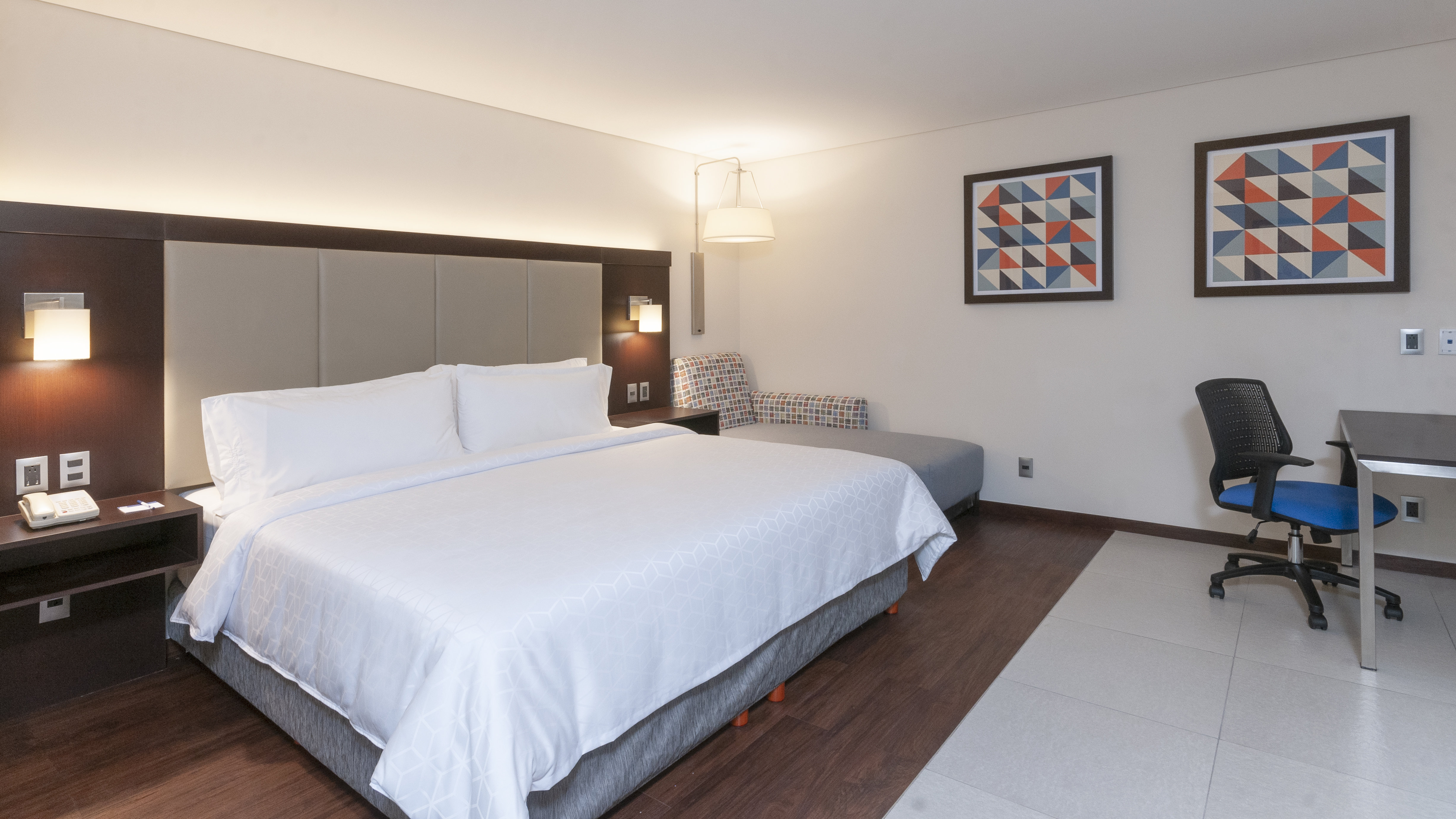 holiday inn express mexico basilica by ihg
