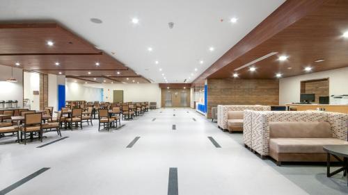 holiday inn express mexico basilica by ihg
