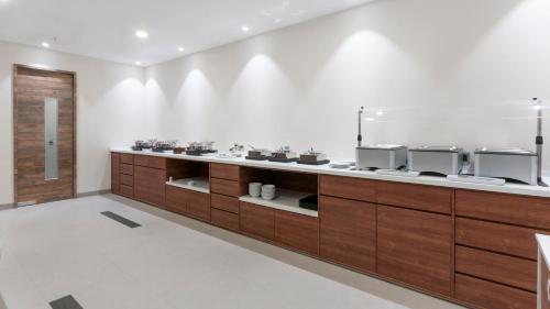 holiday inn express mexico basilica by ihg
