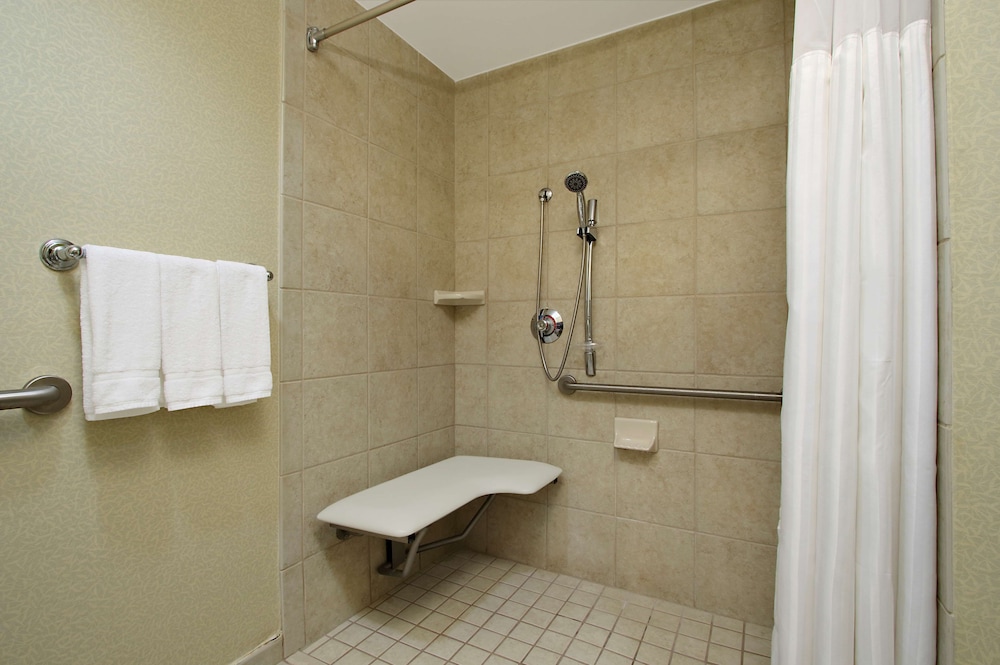 hilton garden inn miami airport west