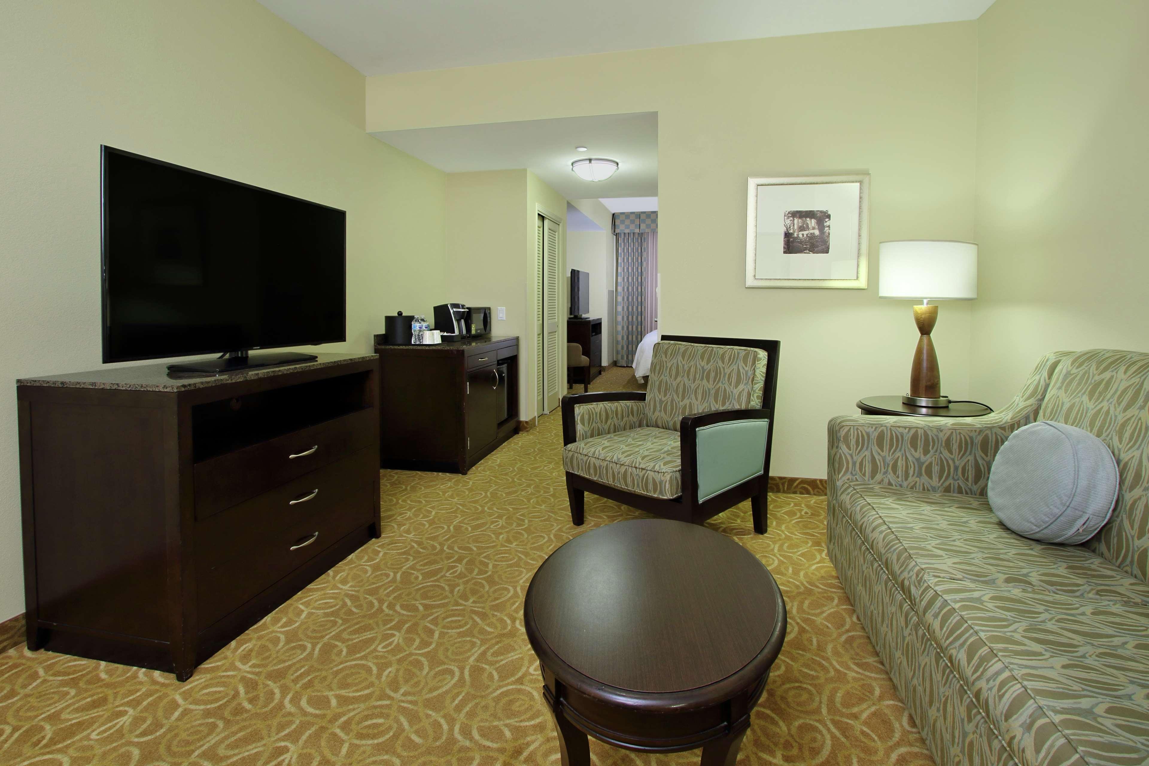hilton garden inn miami airport west