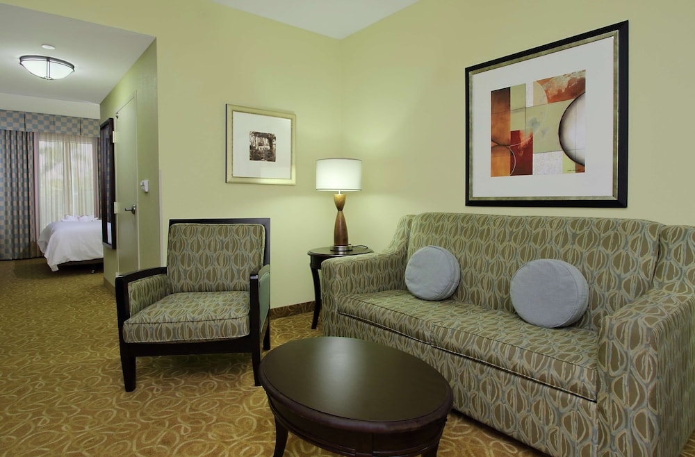 hilton garden inn miami airport west