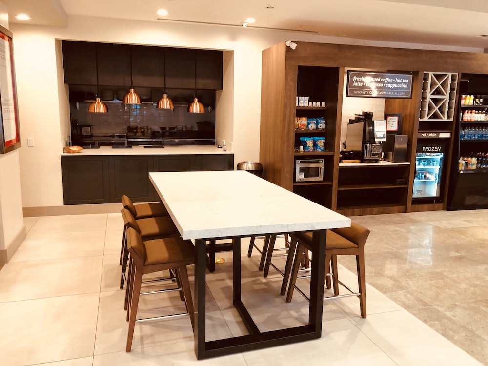 hilton garden inn miami airport west