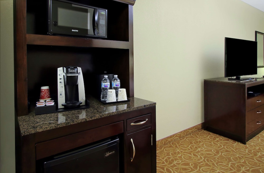 hilton garden inn miami airport west