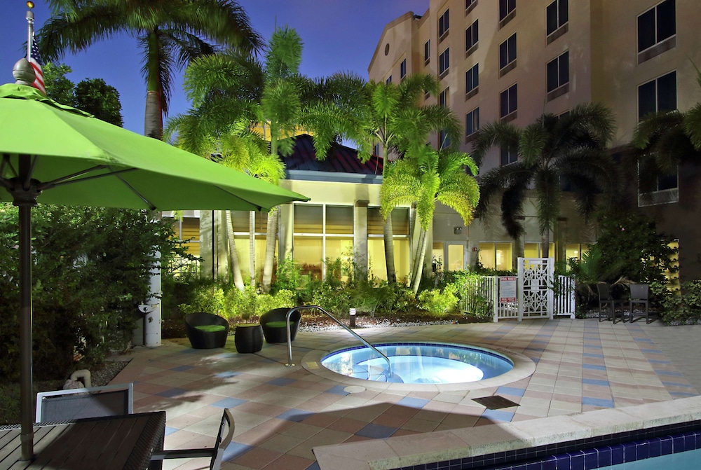 hilton garden inn miami airport west