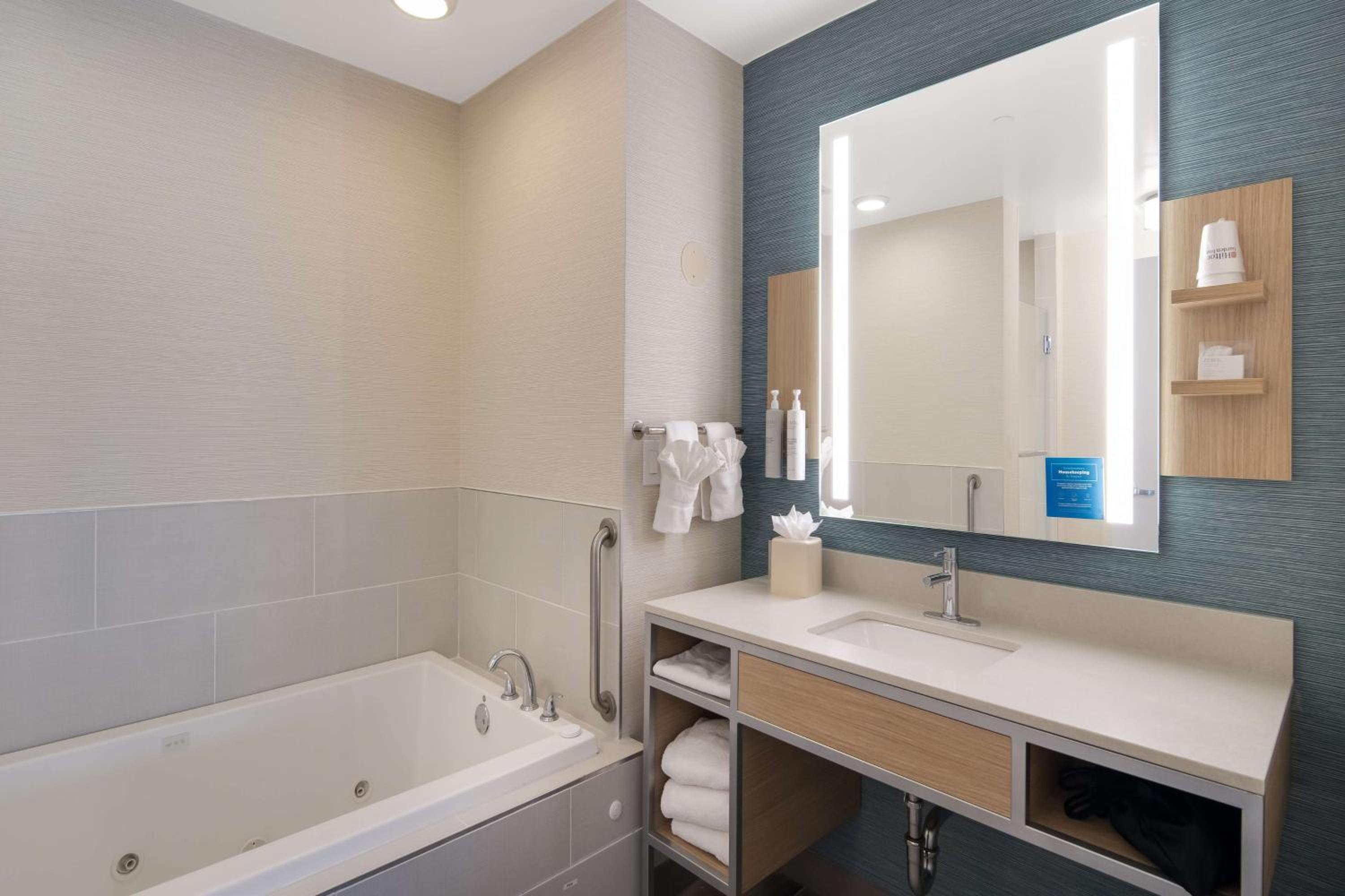 hilton garden inn madison west middleton