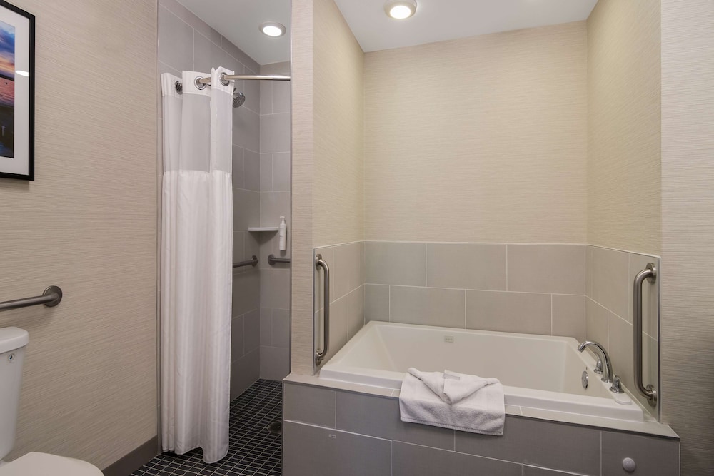 hilton garden inn madison west middleton