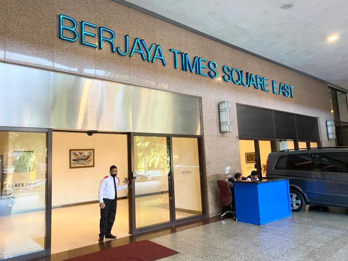 universal times suites at times square