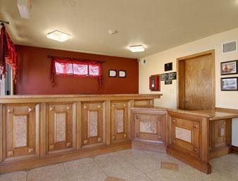 econo lodge inn and suites laredo