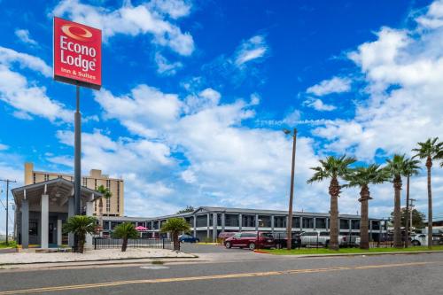econo lodge inn and suites laredo