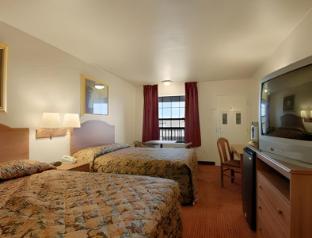 econo lodge inn and suites laredo