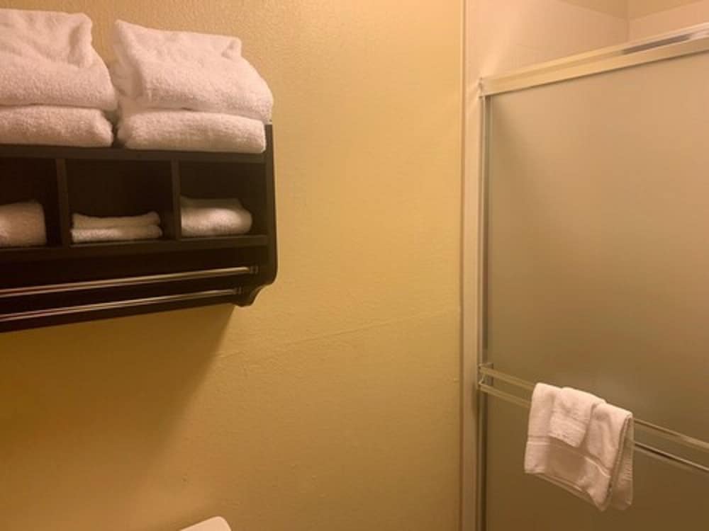 la quinta inn and suites lexington south hamburg