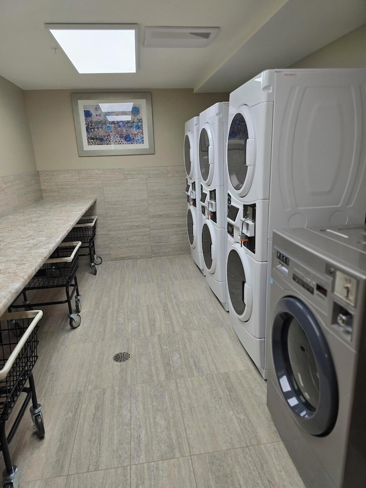 clarion pointe mattoon near university