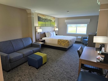 clarion pointe mattoon near university