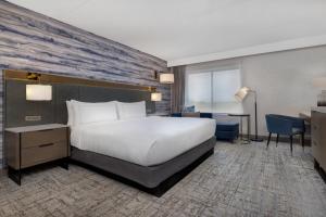 home2 suites by hilton kingston