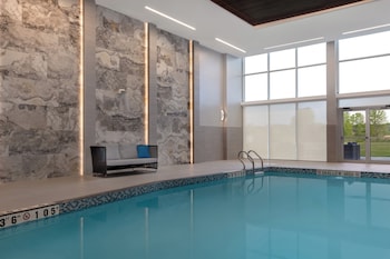home2 suites by hilton kingston