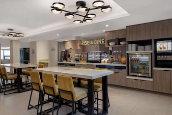 home2 suites by hilton kingston