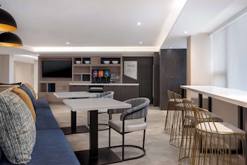 home2 suites by hilton kingston