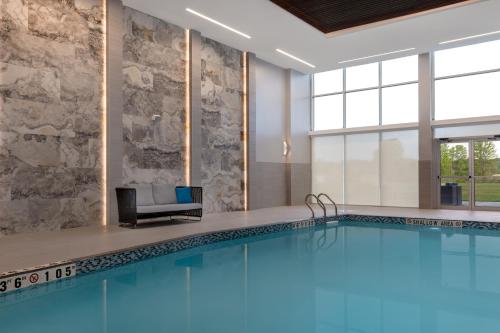 home2 suites by hilton kingston