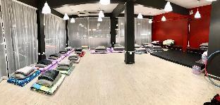 24 poshtel salaya