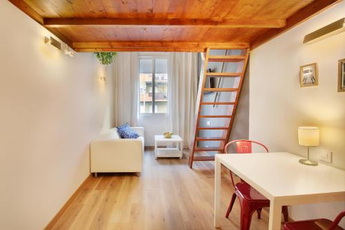 Aqua Apartment By Olala Homes,Sant Marti>>Barcelona,2 star