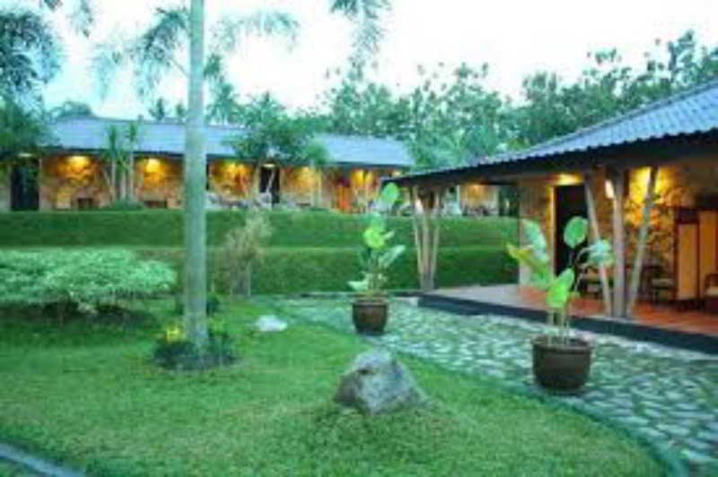 Sambi Resort, Spa & Resto,,3 star