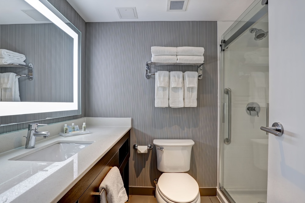 holiday inn mississauga toronto west by ihg
