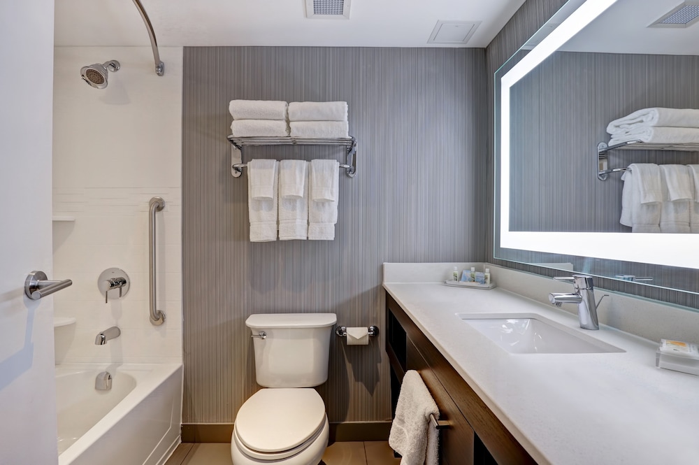 holiday inn mississauga toronto west by ihg