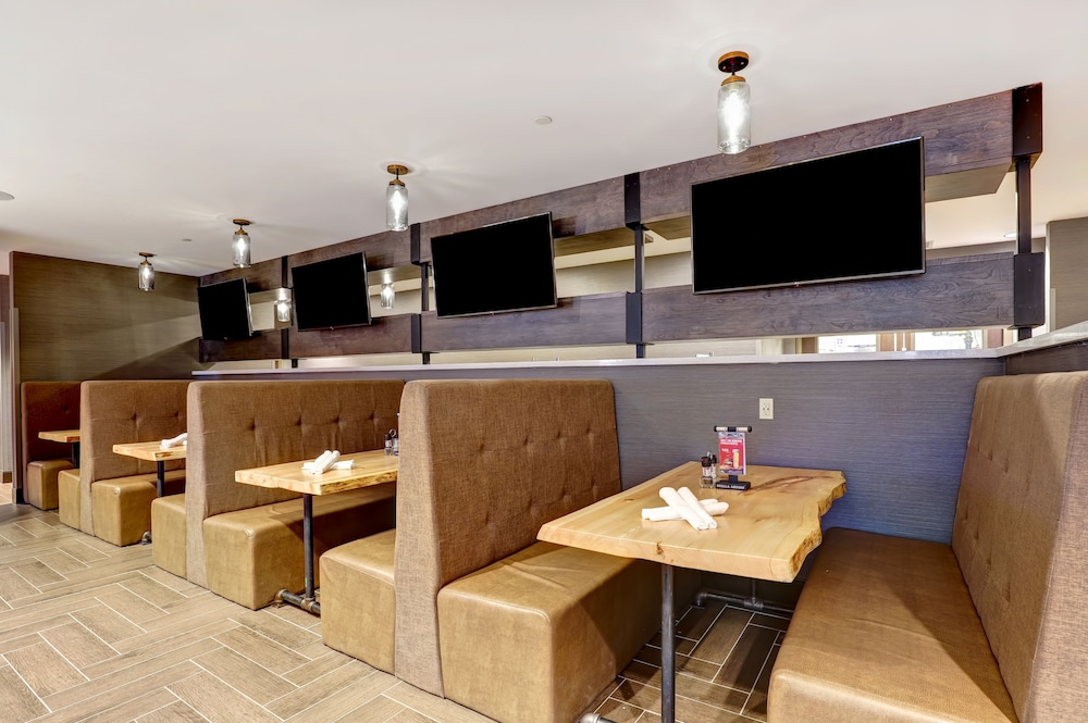 holiday inn mississauga toronto west by ihg