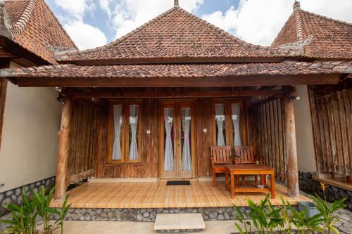 batang golden hills vila and resto