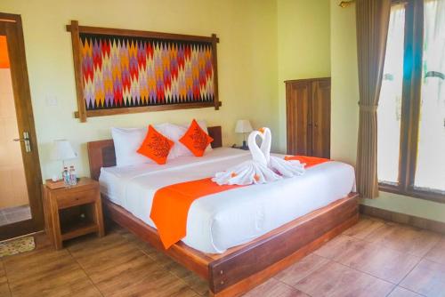 batang golden hills vila and resto