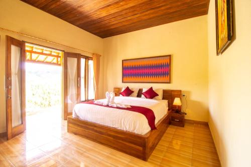 batang golden hills vila and resto