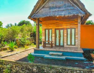 batang golden hills vila and resto