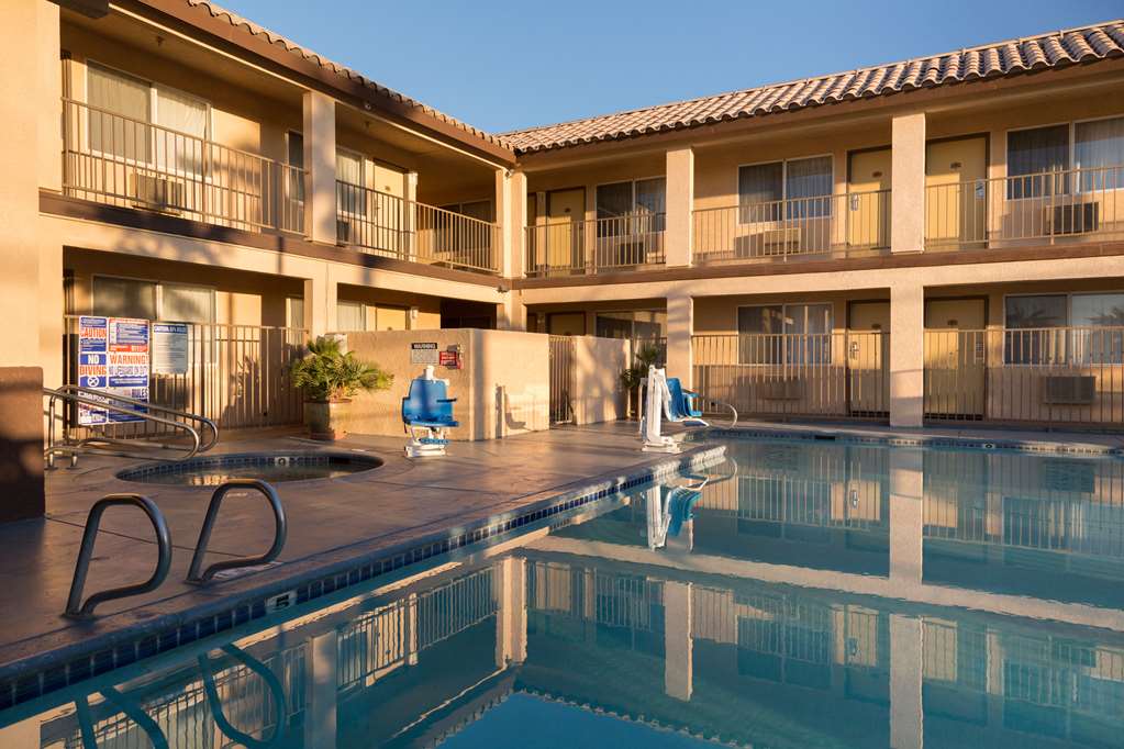 best western desert winds