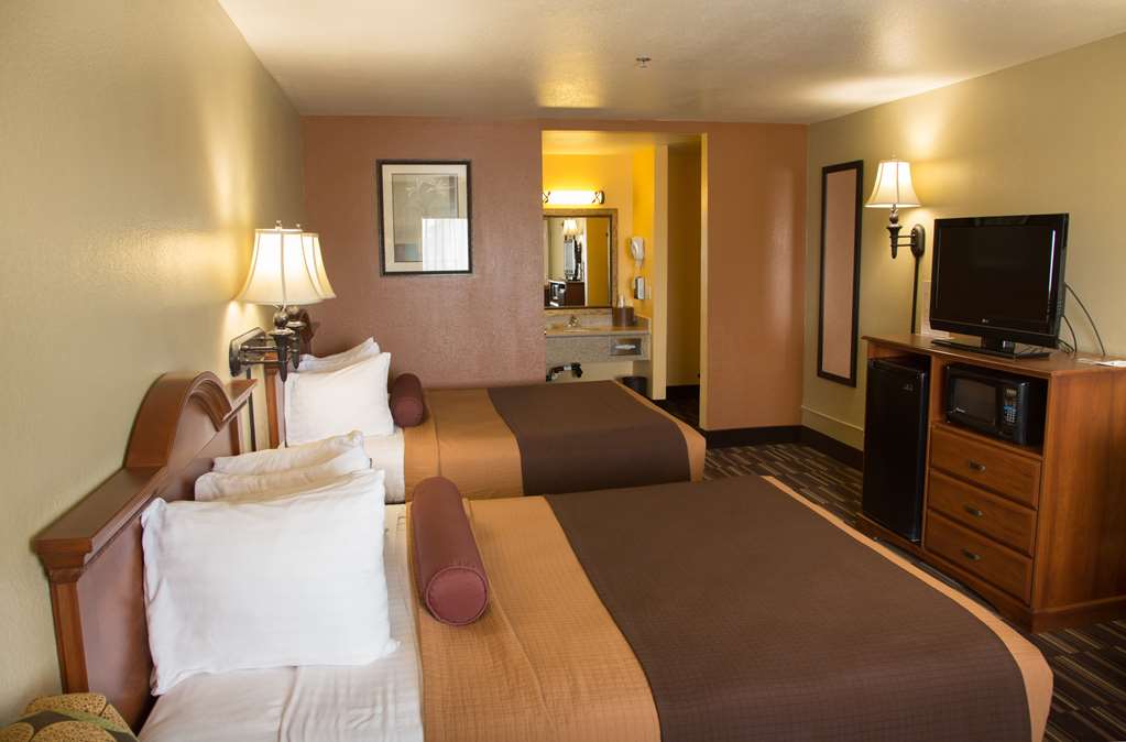 best western desert winds