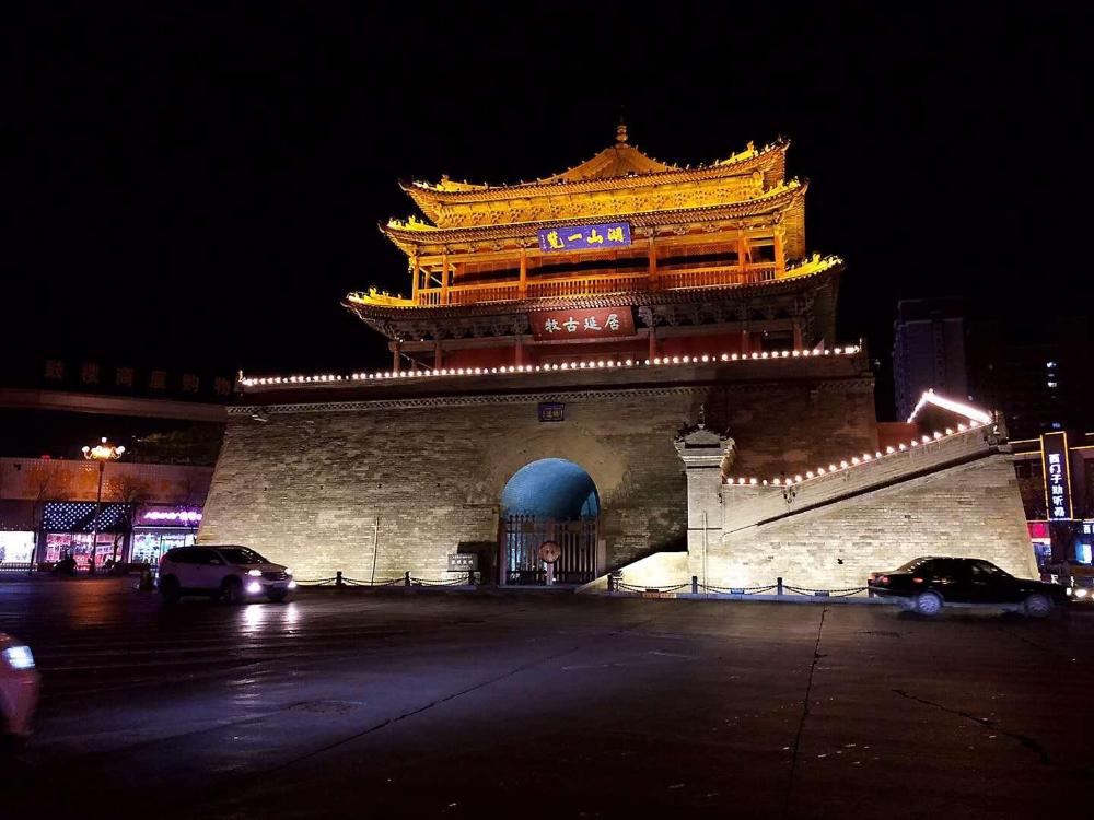 silk road travelers youth hostel