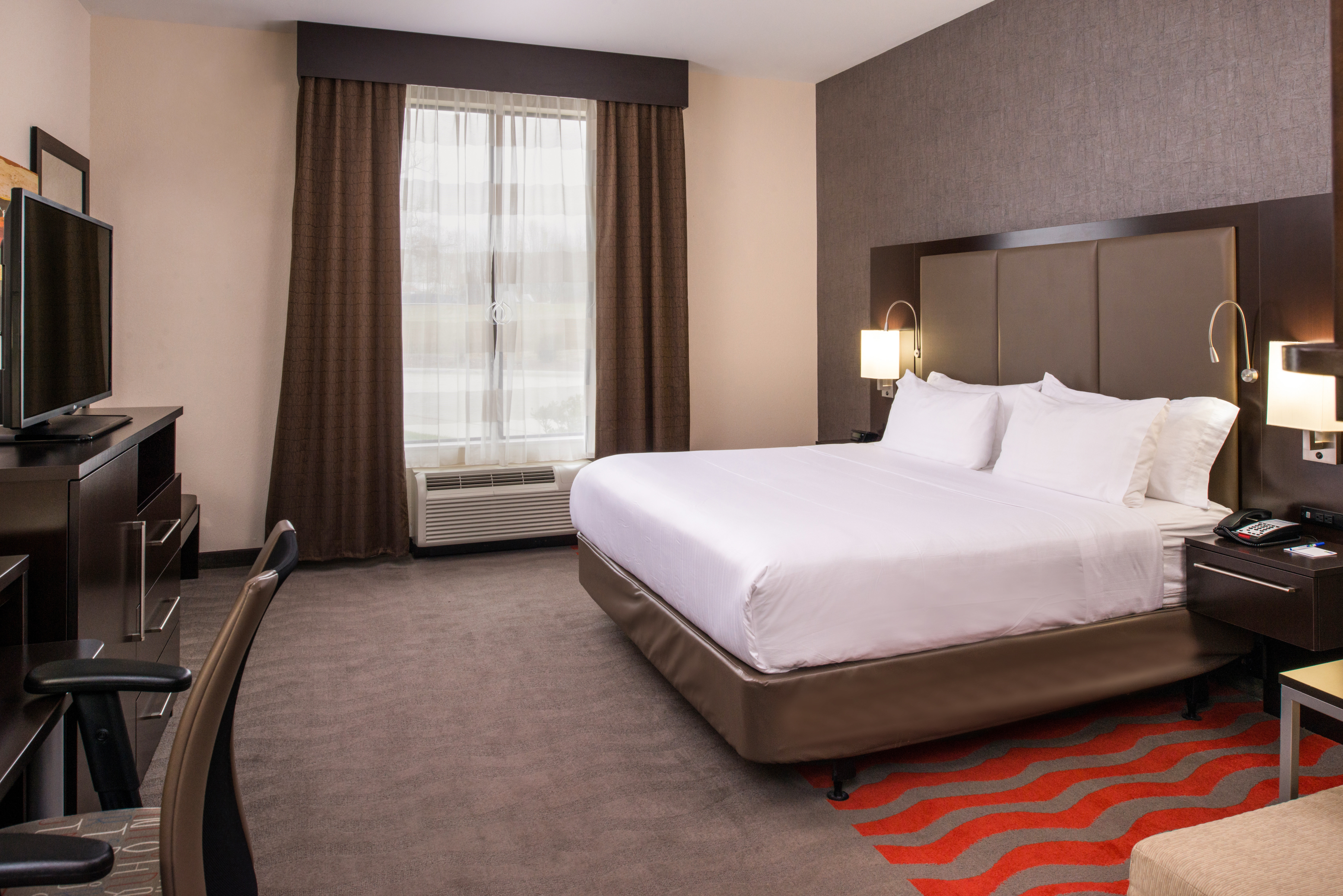 holiday inn express hotel and suites monroe by ihg