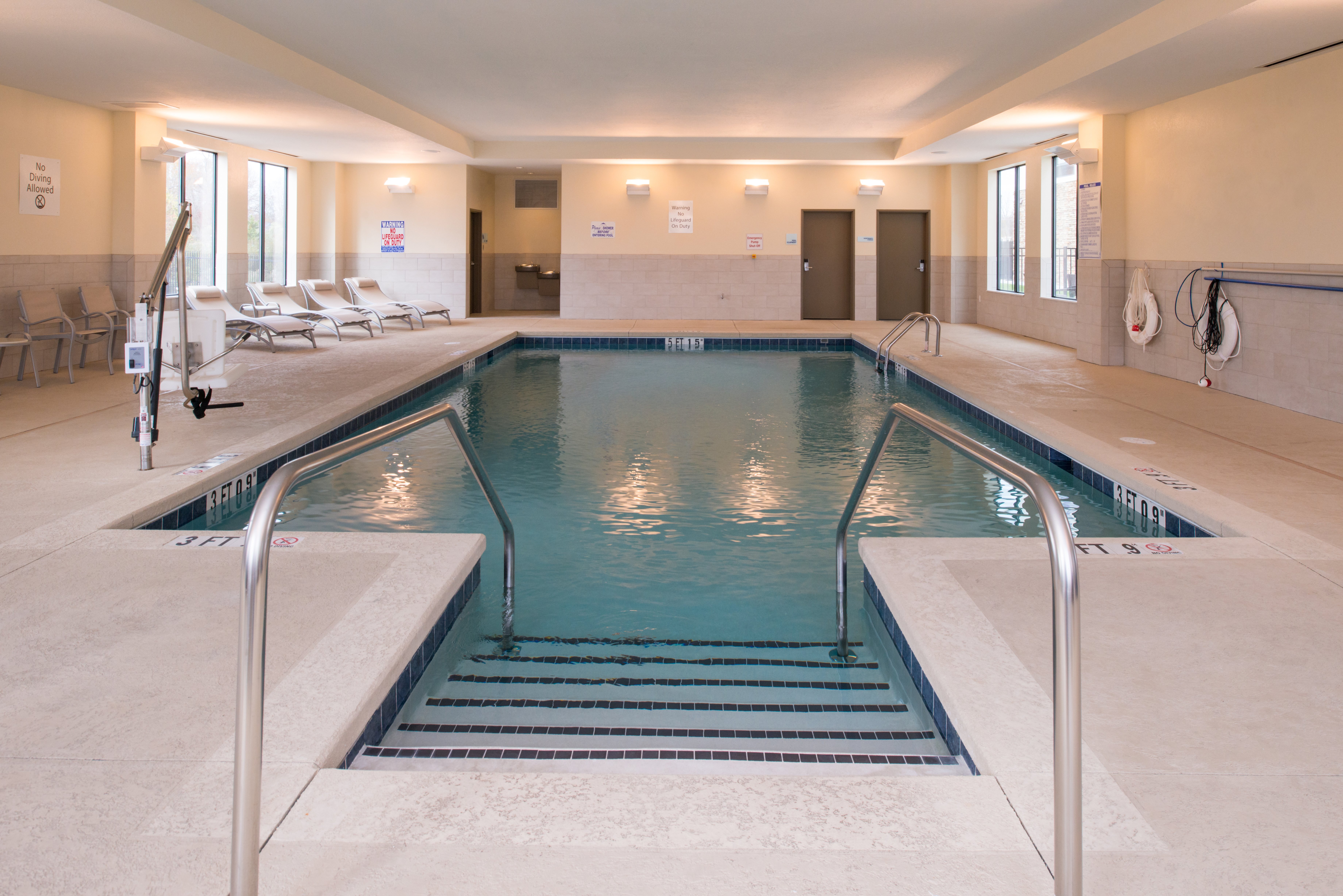 holiday inn express hotel and suites monroe by ihg