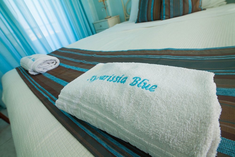 Kyparissia Blue,Kiparissia>>Kalamata,3 star