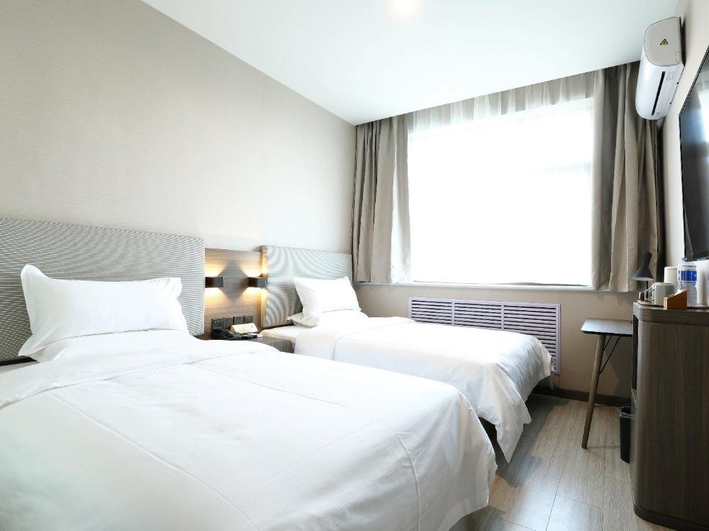 hanting hotel shijiazhuang pingshan yehe dong road