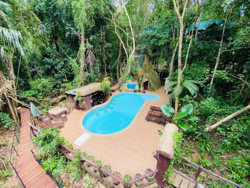 khao sok tree house