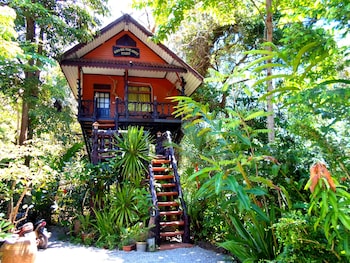 khao sok tree house